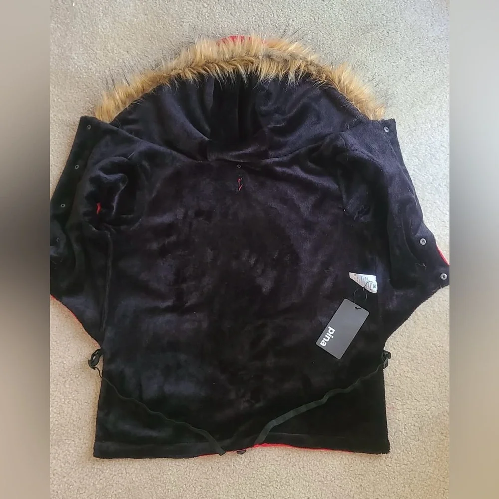 NWT Red 3XL  Dog winter Parka with Faux Fur Hood